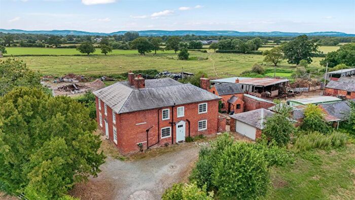 7 Bedroom House To Rent In Park Lane, Penley., LL13