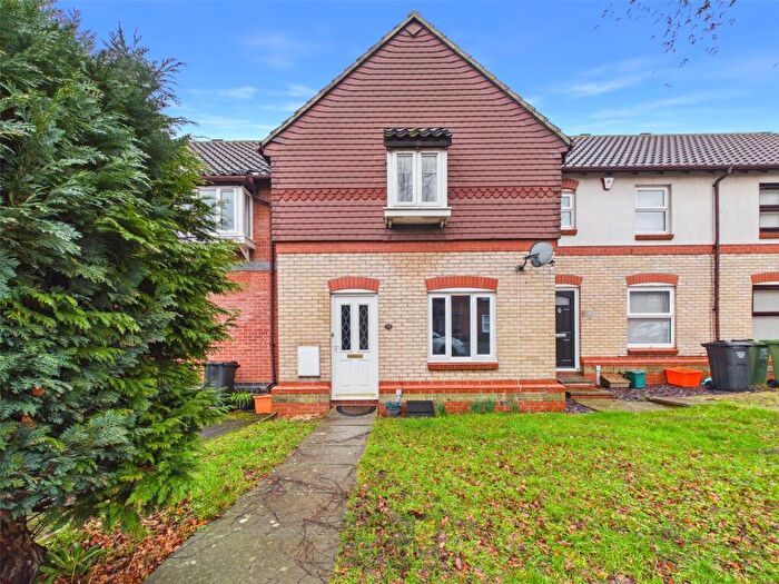 3 Bedroom Terraced House For Sale In Bunting Lane, Billericay, Essex, CM11