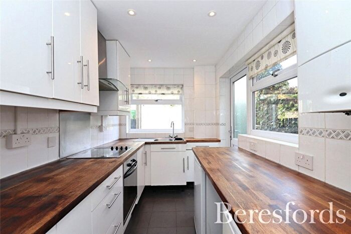 2 Bedroom Terraced House To Rent In Rainsford Road, CM1