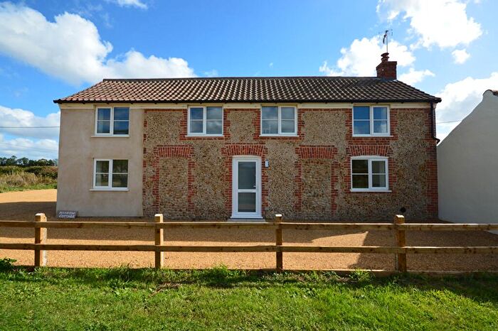 4 Bedroom Cottage To Rent In Whissonsett, NR20