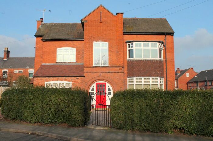2 Bedroom Flat To Rent In Terrace Road, Atherstone CV9