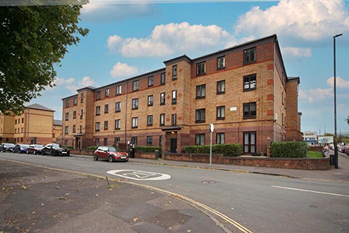 1 Bedroom Apartment For Sale In Garamond Court, Somerset Street, Redcliffe, Bristol, BS1