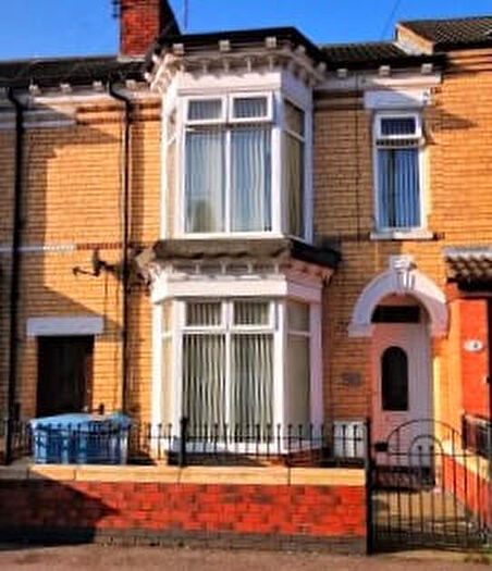 3 Bedroom Terraced House To Rent In De La Pole Avenue, Hull, North Humberside, HU3