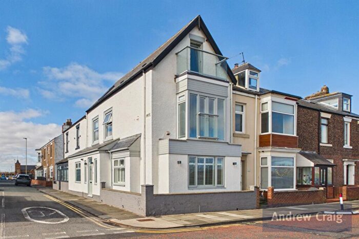 4 Bedroom End Of Terrace House For Sale In Fort Street, South Shields, NE33