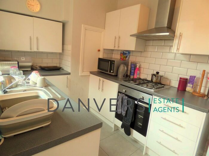 3 Bedroom Terraced House To Rent In Windermere Street, Leicester, LE2