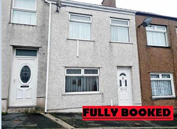 2 Bedroom Terraced House To Rent In Hill Street, Caernarfon, LL55
