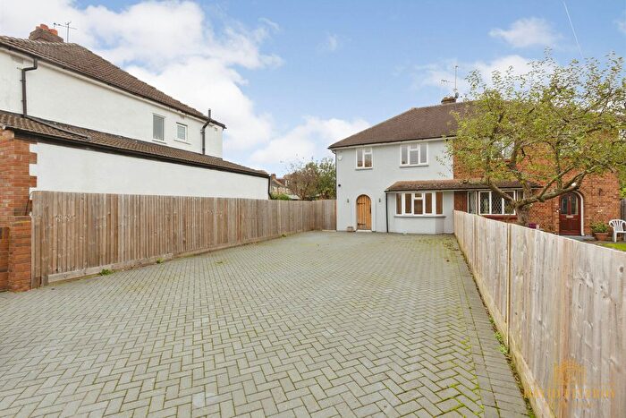 3 Bedroom Semi-Detached House To Rent In Fore Street, Pinner, HA5