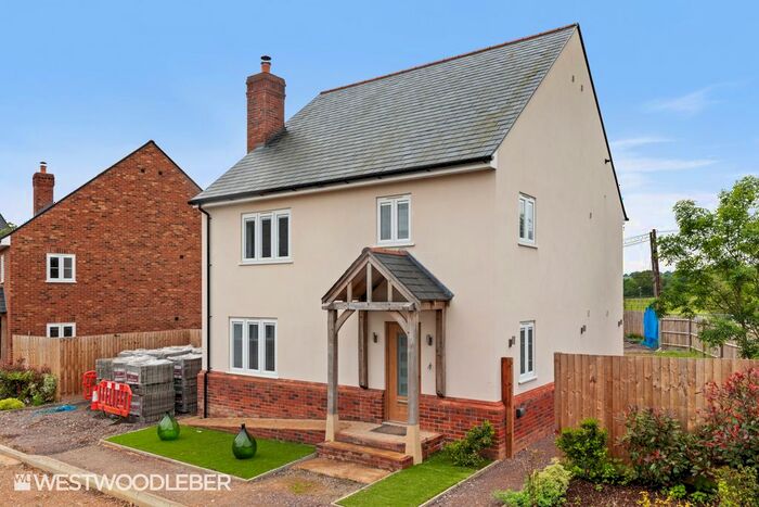 5 Bedroom Detached House To Rent In Nazeing Park, Betts Lane, Nazeing, Waltham Abbey, EN9