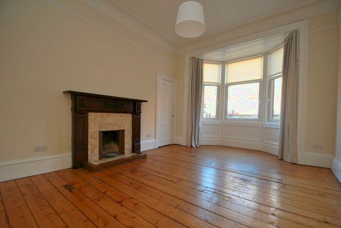 2 Bedroom Flat To Rent In Sinclair Drive, Battlefield, Glasgow, Lanarkshire, G42