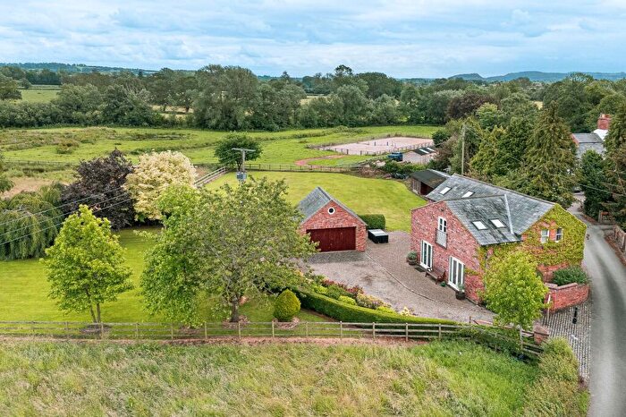 4 Bedroom Barn Conversion For Sale In Weetwood, Tarporley, CW6
