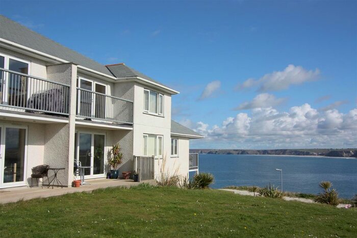 1 Bedroom Flat To Rent In Dane Road, Newquay, TR7
