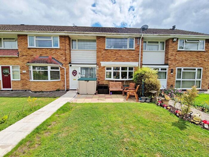 3 Bedroom Terraced House For Sale In Earls Walk, Binley Woods, Coventry, CV3