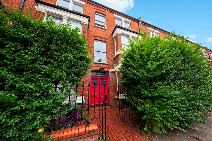 1 Bedroom Flat To Rent In Sulgrave Road, London, W6