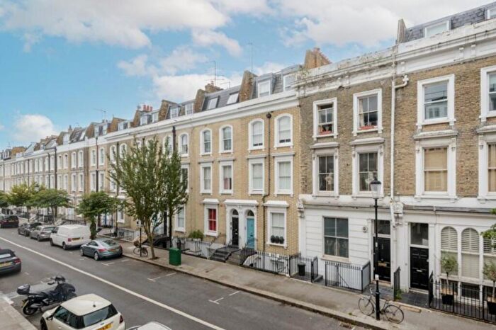 2 Bedroom Flat To Rent In Ifield Road, SW10