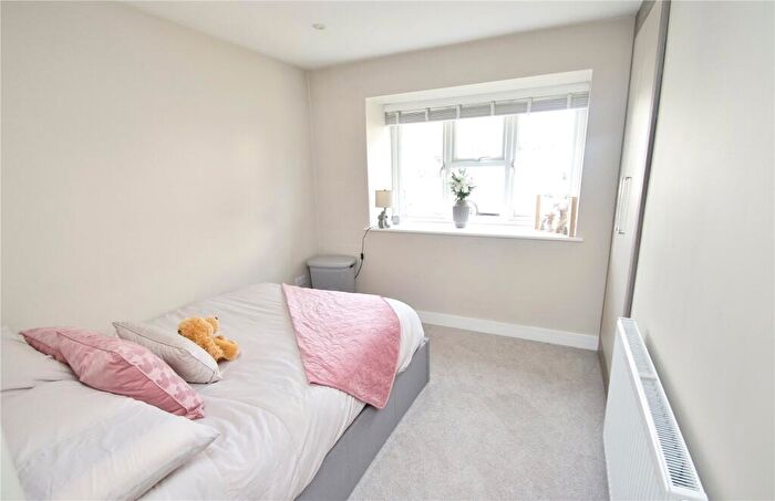 2 Bedroom Bungalow For Sale In Belmont Close, Verwood, Dorset, BH31