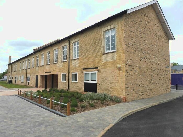 3 Bedroom Property To Rent In Emperor Road, Colchester, CO2