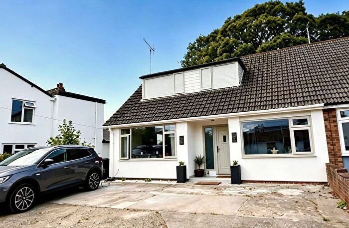 4 Bedroom Semi-Detached House For Sale In Wrexham Road, Cefn-Y-Bedd, LL12