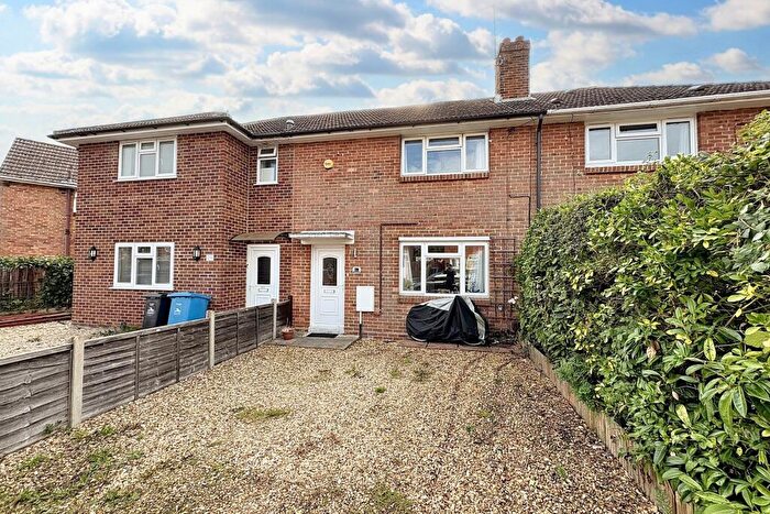 2 Bedroom Terraced House For Sale In Waterloo, BH17