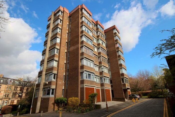 2 Bedroom Flat To Rent In Tantallon Towers, Shawlands, Glasgow - Available Th June !!, G41