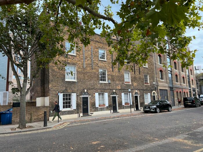 3 Bedroom Terraced House To Rent In Park Street, London, SE1