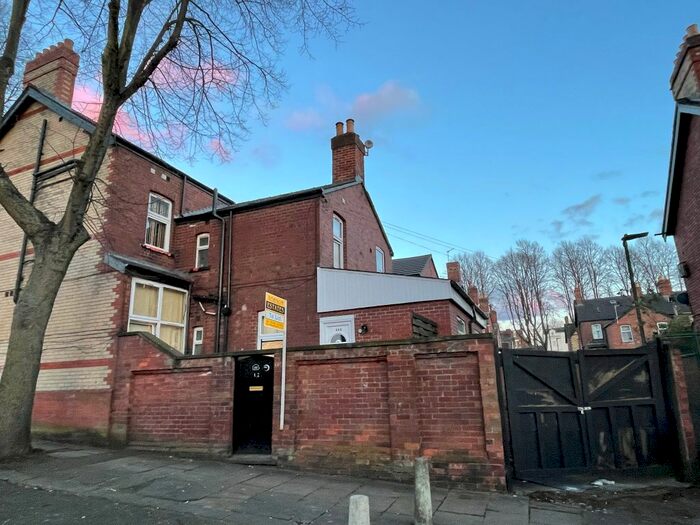 1 Bedroom Flat To Rent In A Broxholme Lane, Doncaster, South Yorkshire, DN1