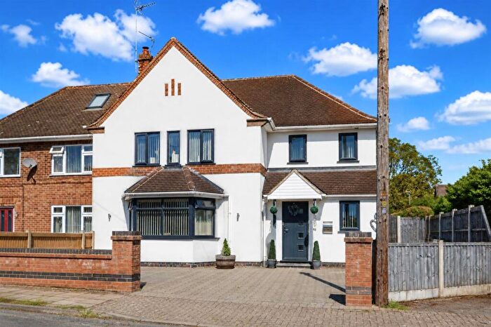 5 Bedroom Semi-Detached House For Sale In Sherwin Road, Stapleford, Nottingham, NG9