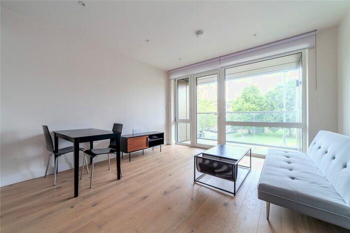 1 Bedroom Flat To Rent In Inglis Way, Mill Hill, London, NW7