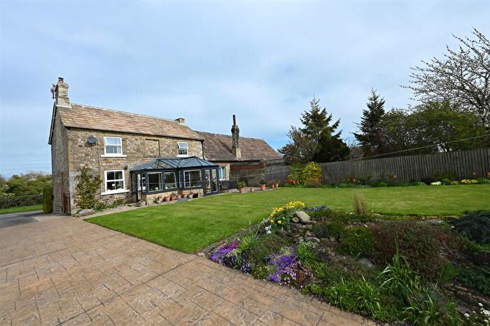 3 Bedroom Semi-Detached House For Sale In Hackforth, Bedale, DL8