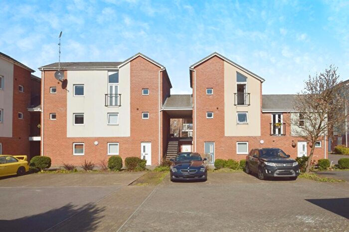 2 Bedroom Maisonette For Sale In Mill Meadow, North Cornelly, Bridgend, CF33