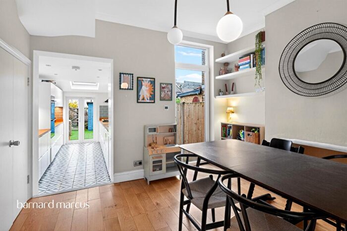 4 Bedroom Terraced House For Sale In Ferndale Road, London, SE25