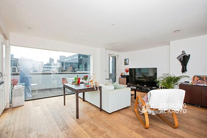 2 Bedroom Flat To Rent In Great Eastern Street, Shoreditch, London, EC2A