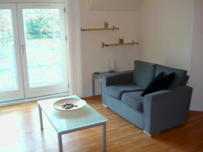 2 Bedroom Flat To Rent In The Keep, Middlepark Drive, Northfield, B31