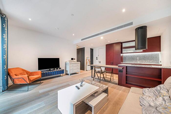 2 Bedroom Flat To Rent In Legacy Building, , Nine Elms, SW11