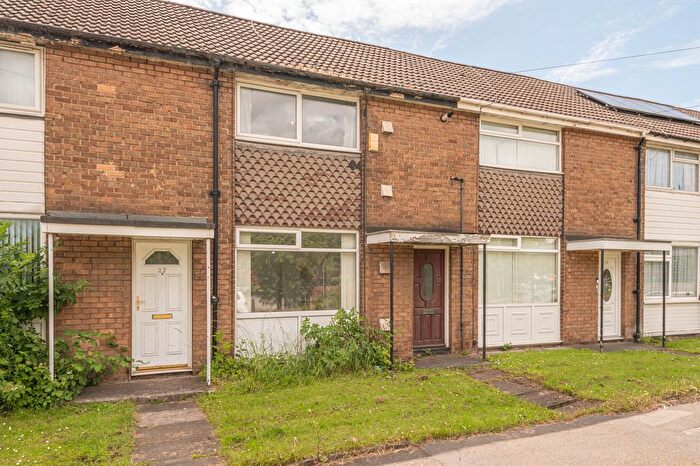 2 Bedroom Terraced House To Rent In Church Street, Leeds, LS10