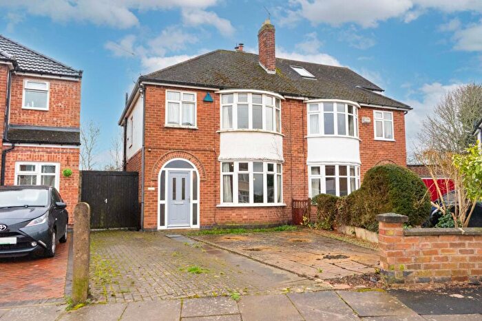 3 Bedroom Semi-Detached House To Rent In South Kingsmead Road, Knighton, Leicester, LE2