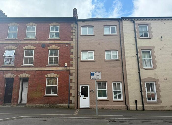 1 Bedroom Flat To Rent In Yeovil Town Centre, BA20