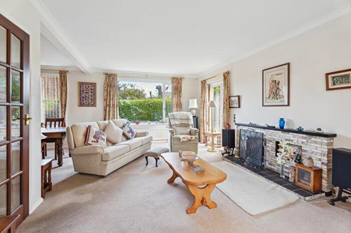 3 Bedroom Detached House For Sale In Common Road, Great Kingshill, HP15