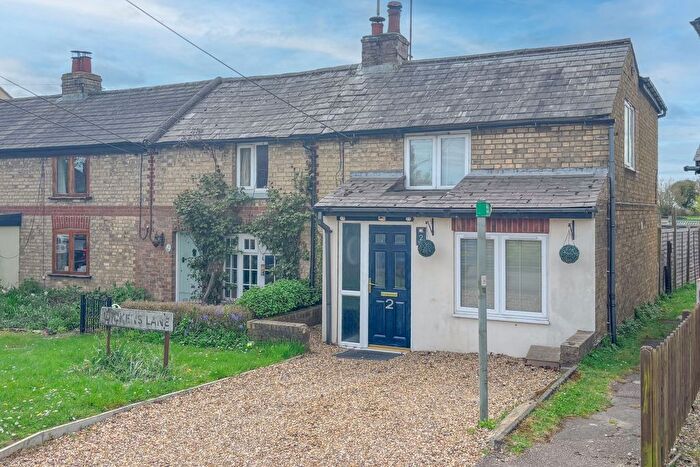 2 Bedroom End Of Terrace House For Sale In Dickens Lane Tilsworth, Tilsworth, LU7