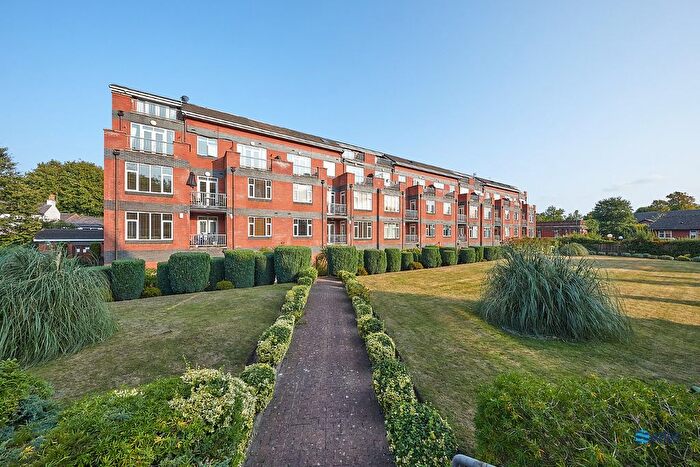 3 Bedroom Flat For Sale In Mossley Hill Drive, Aigburth, L17