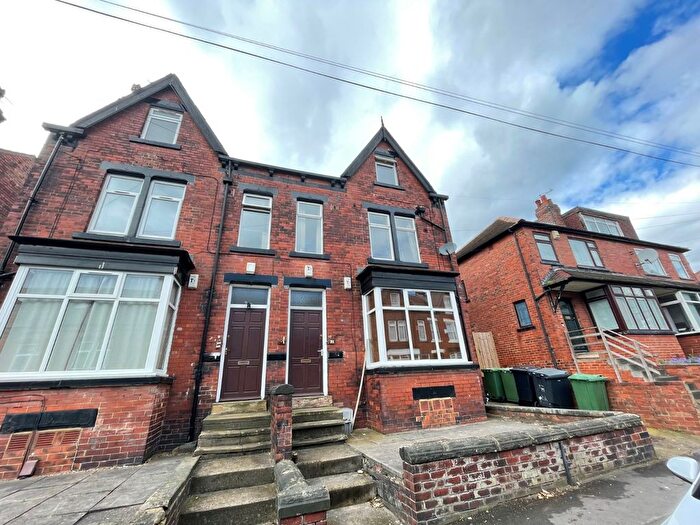 1 Bedroom Flat To Rent In Kirkstall Avenue, Kirkstall, Leeds, LS5