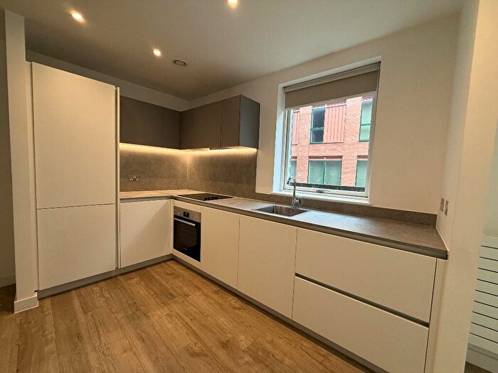 1 Bedroom Apartment For Sale In Flat Malt Court, Brunner Road, London, E17