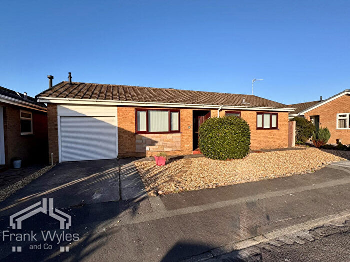 2 Bedroom Detached Bungalow For Sale In Holcroft Place, Lytham St. Annes, Lancashire, FY8