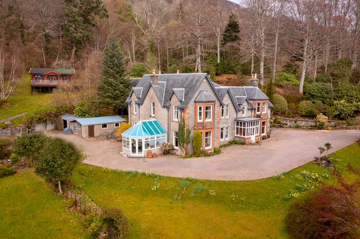 6 Bedroom Detached House For Sale In Onich, By Fort William, PH33