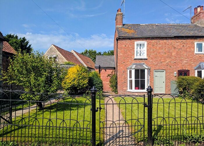 2 Bedroom Semi-Detached House To Rent In North Street, Osbournby, NG34