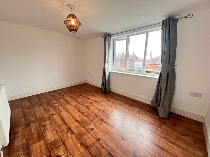 2 Bedroom Flat To Rent In Duke Road, Gorleston, Great Yarmouth, NR31