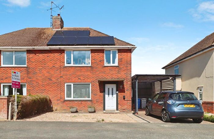 3 Bedroom Semi Detached House For Sale In Nunnery Avenue, Rothwell, Kettering, NN14