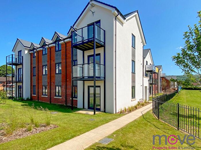 2 Bedroom Apartment To Rent In Ridge Close, Cheltenham, GL52