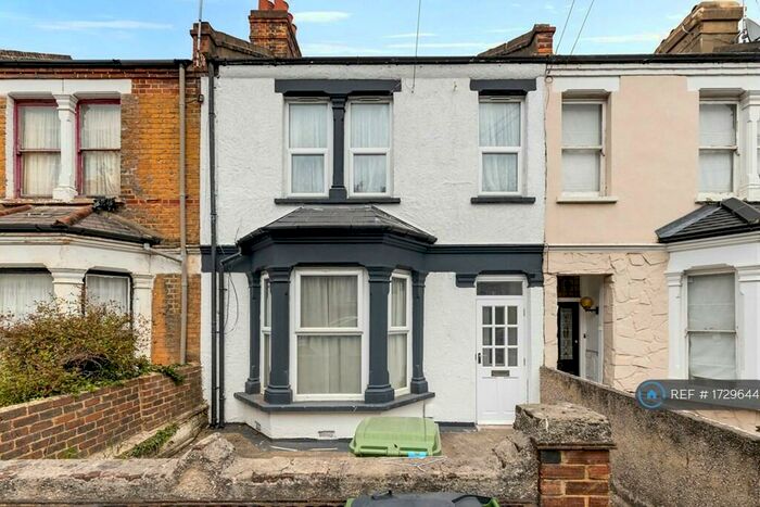 3 Bedroom Terraced House To Rent In Genesta Road, London, SE18