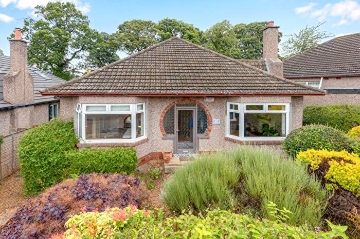 3 Bedroom Detached House For Sale In Elliot Park, Craiglockhart, Edinburgh, EH14