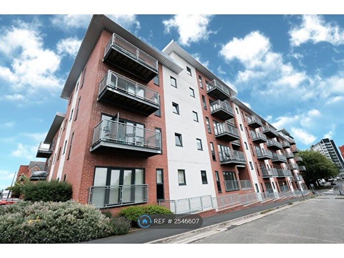 2 Bedroom Flat To Rent In Lumen Court, Preston, PR1